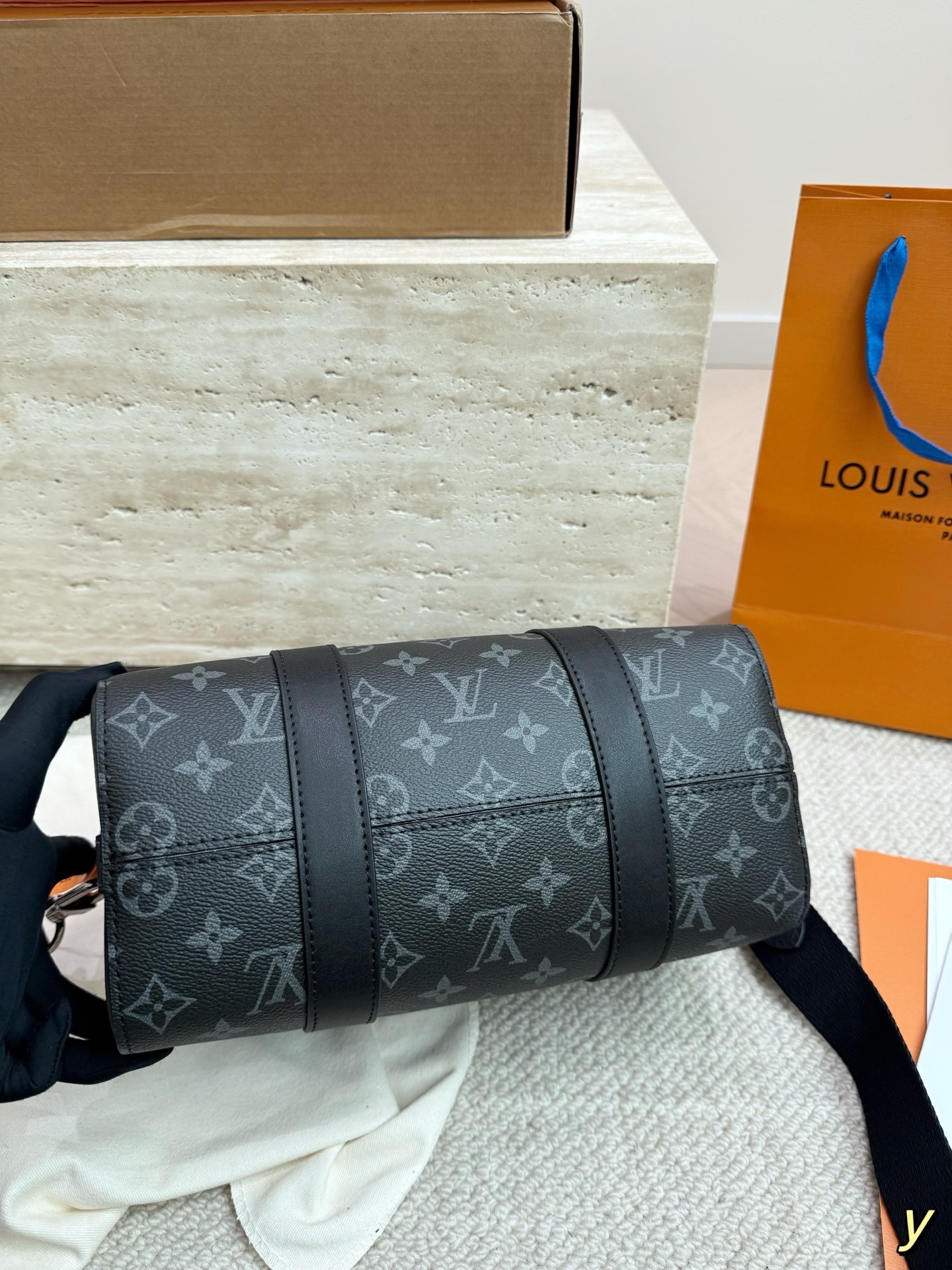Louis Vuitton City Keepall