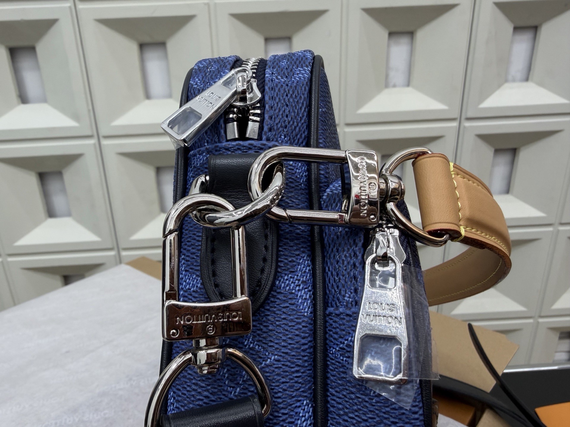 （Louis Vuitton） Nil shoulder bag