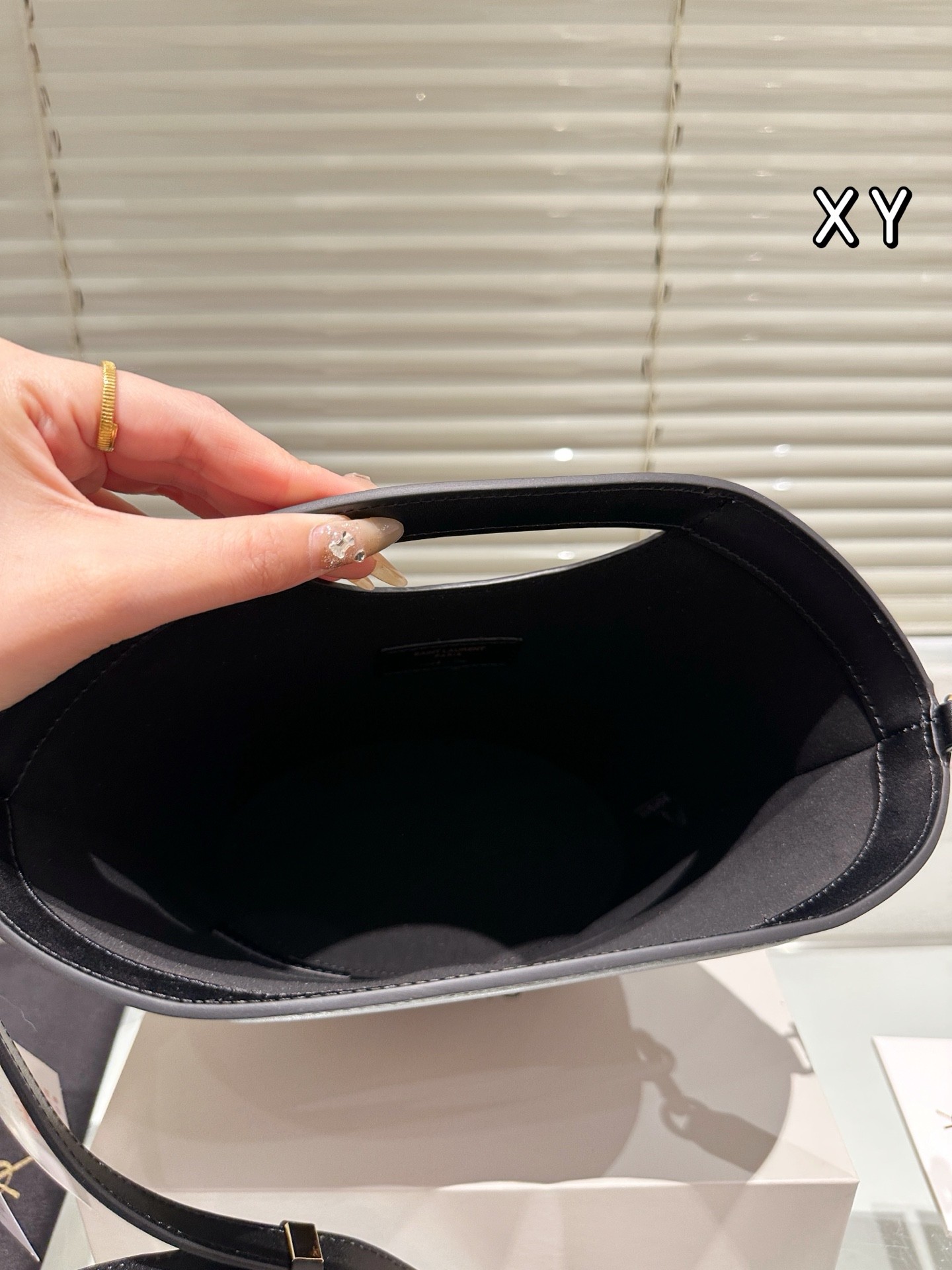 Mini sac fourre-tout Saint Laurent Celia.