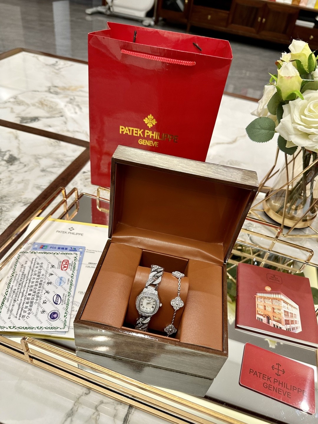 (Patek Philippe) Diamond-Set Watch