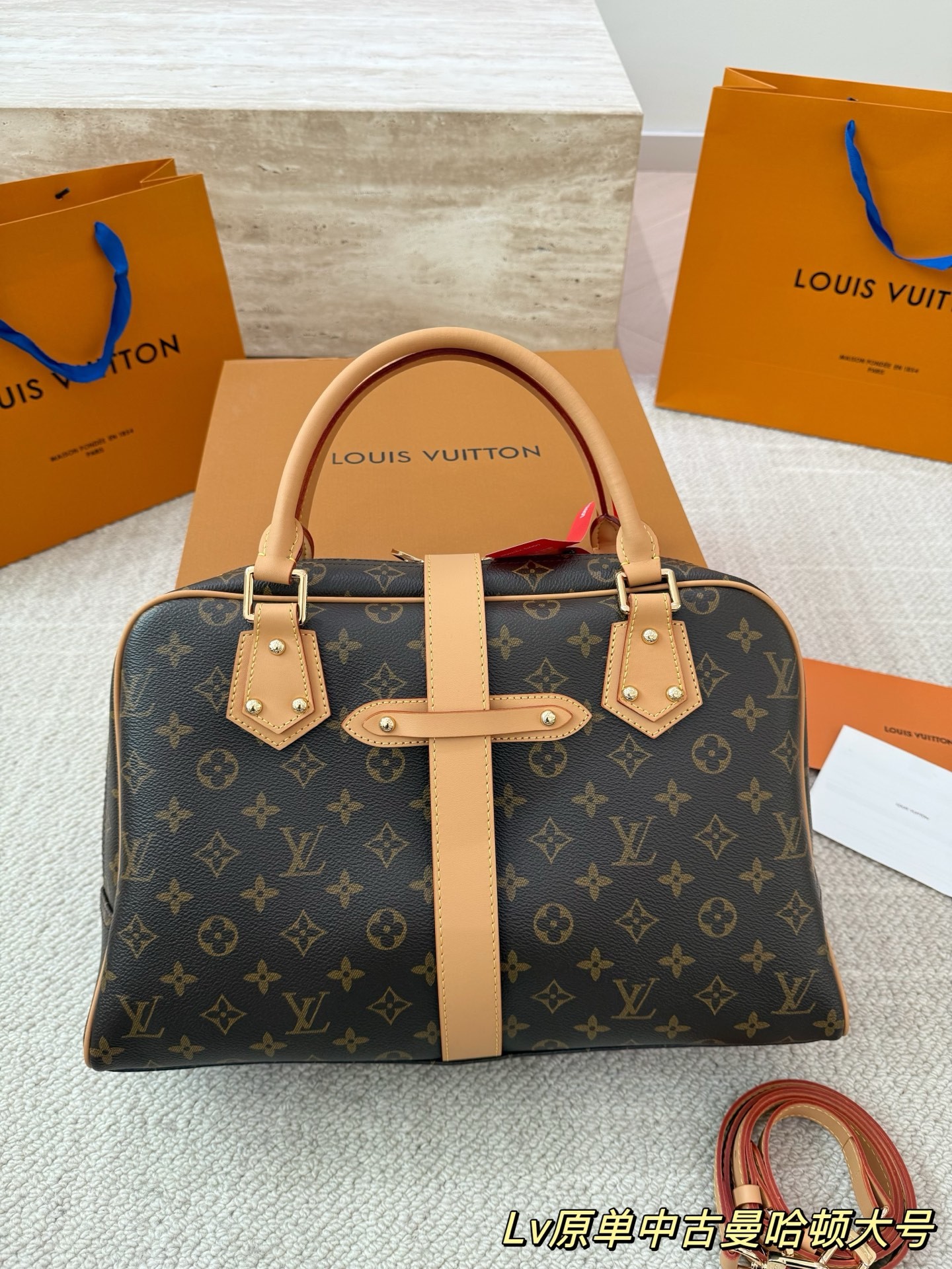 （Louis Vuitton）Monogram Manhattan GM