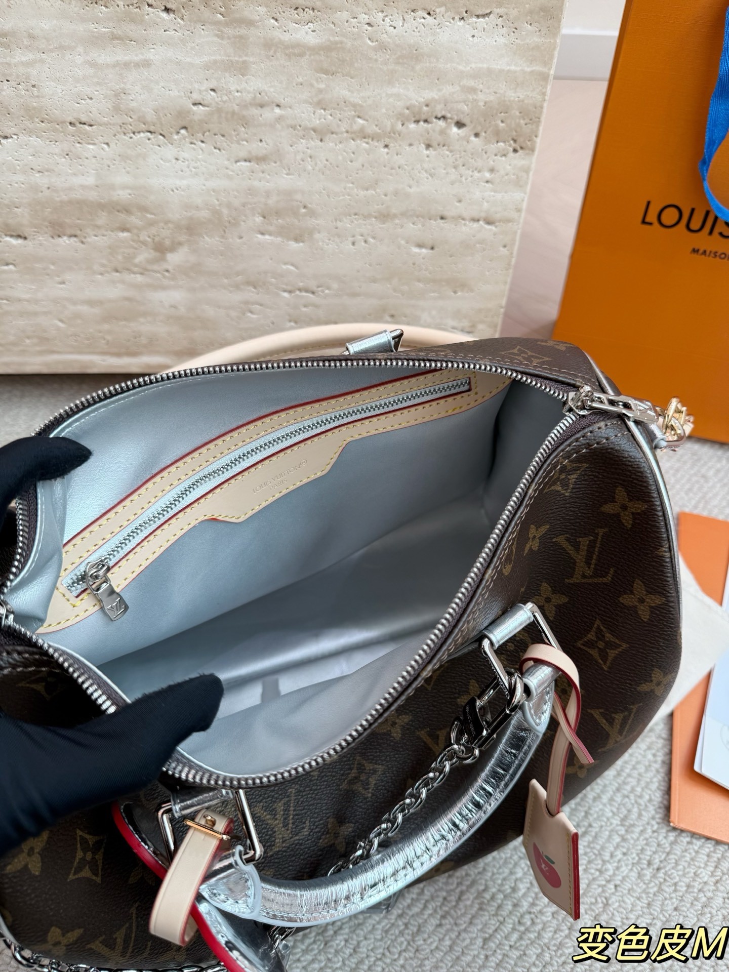 （Louis Vuitton） Speedy Bandoulière 30