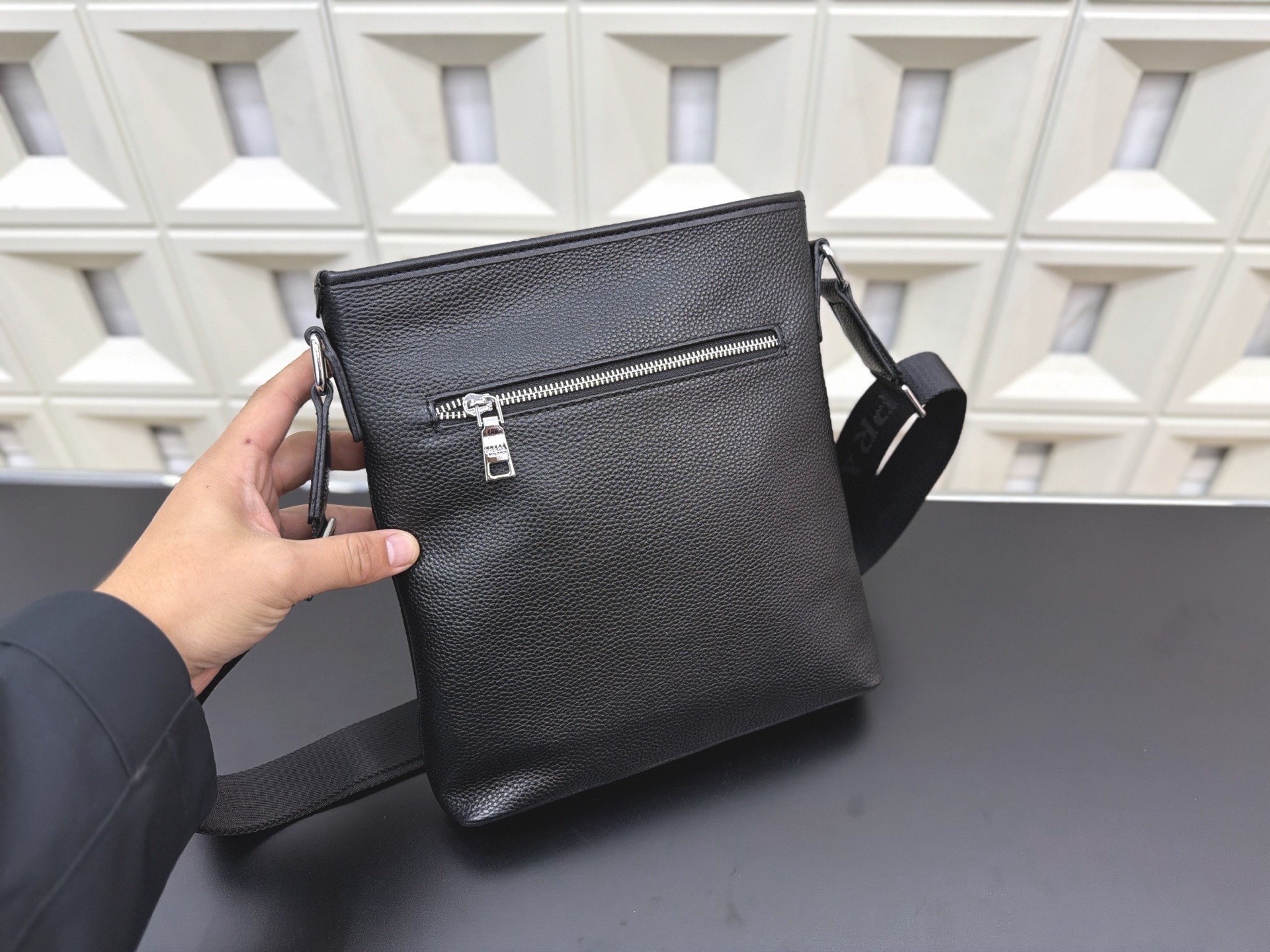 (Prada) Black Grained Leather Shoulder Bag
