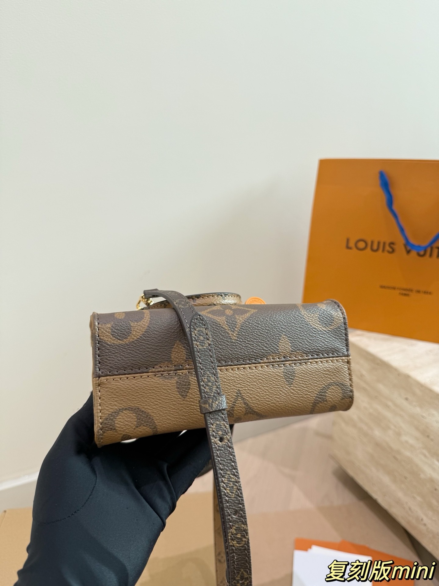 （Louis Vuitton） OnTheGo BB