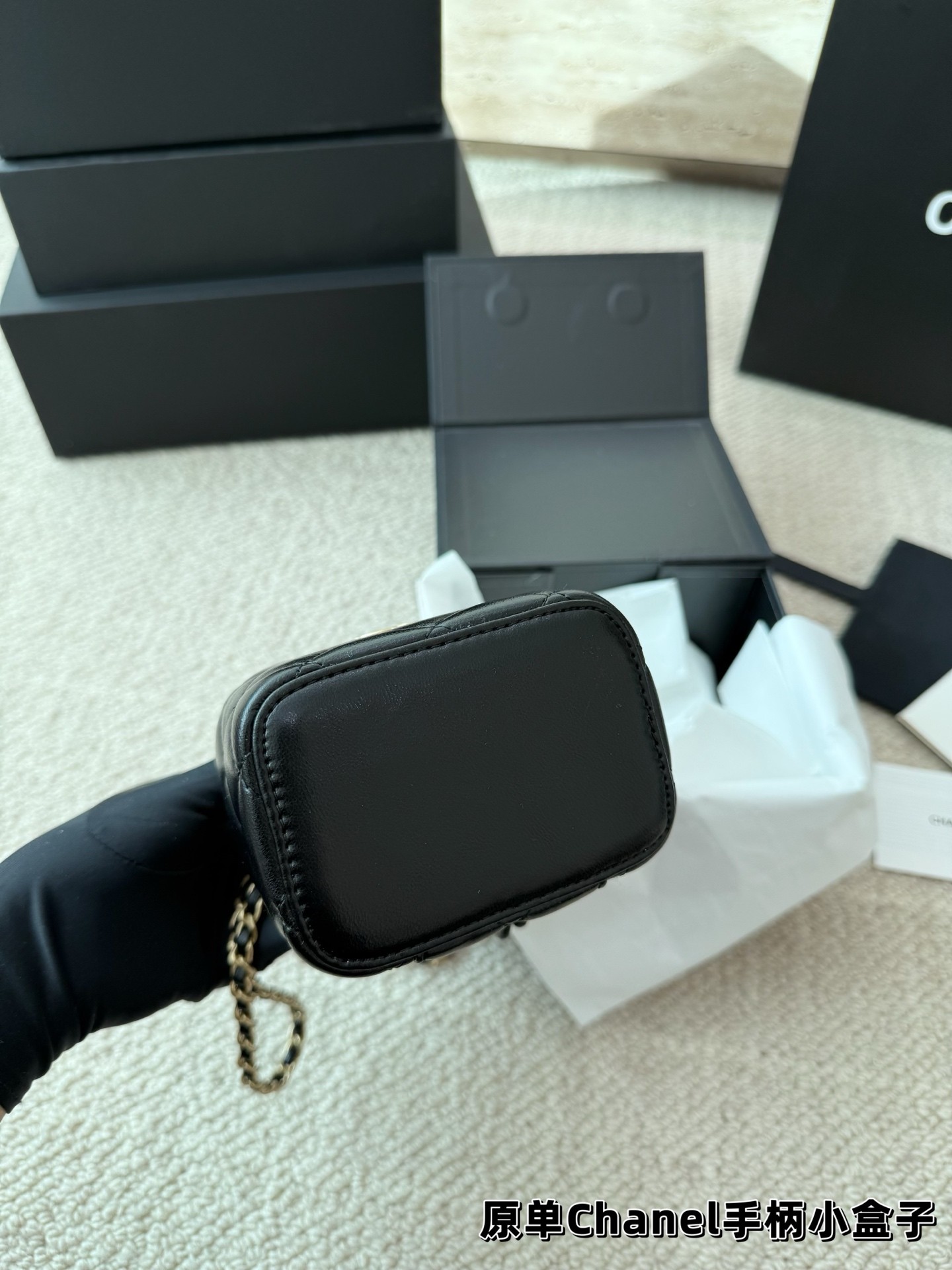 （Chanel）Mini Top Handle Vanity Case