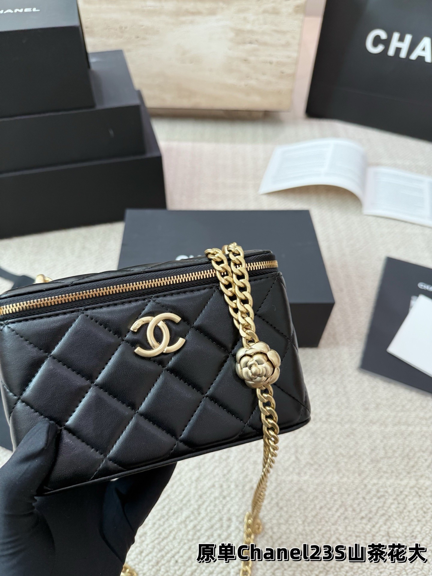 （Chanel）23S Camellia Crush Vanity Case