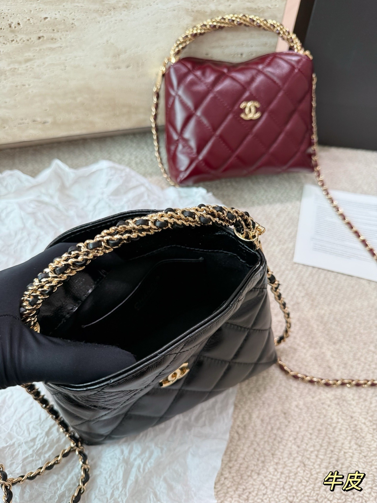 （Chanel）Mini Flap Bag With Top Handle