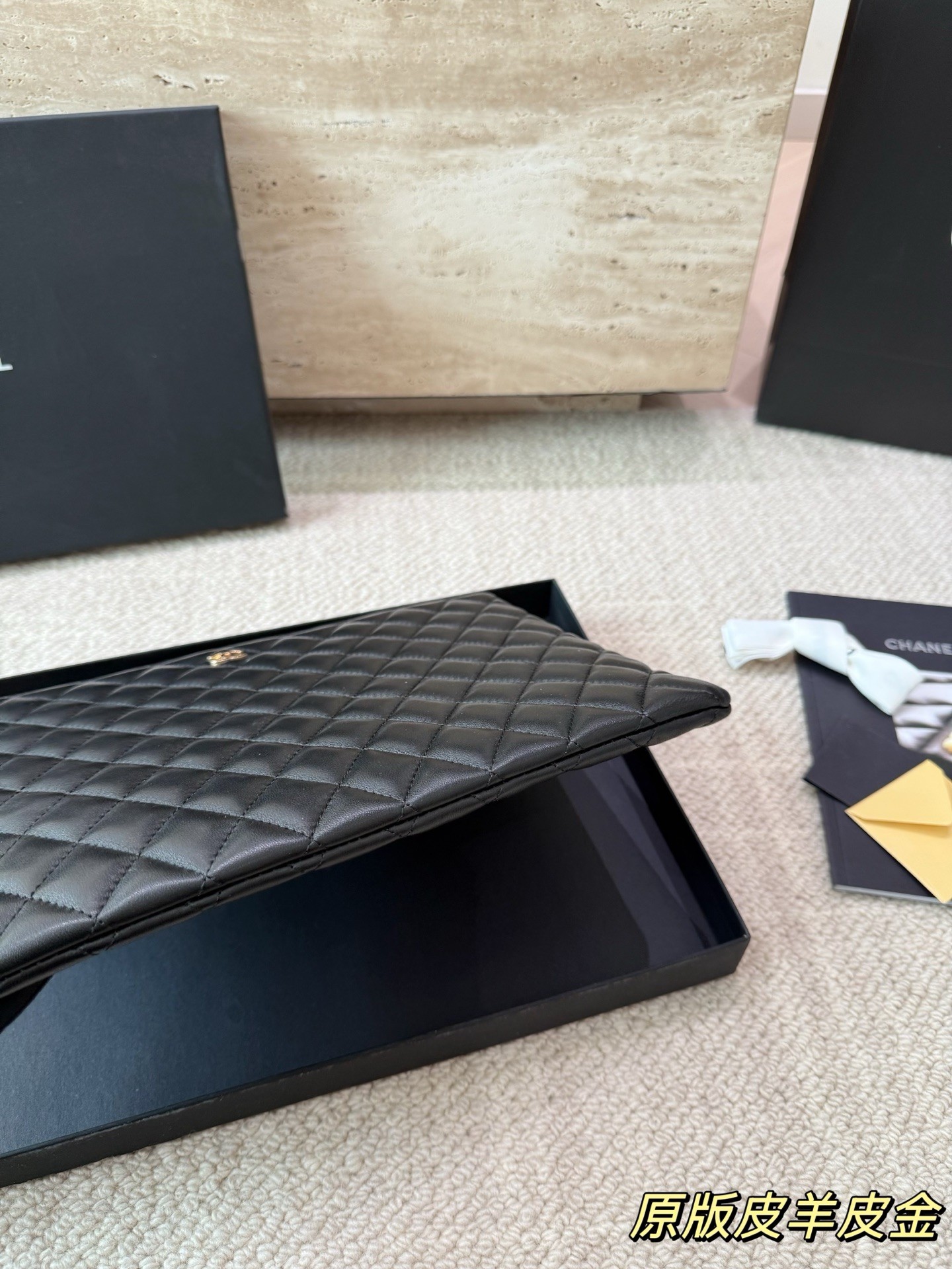 （Chanel）Classic Clutch