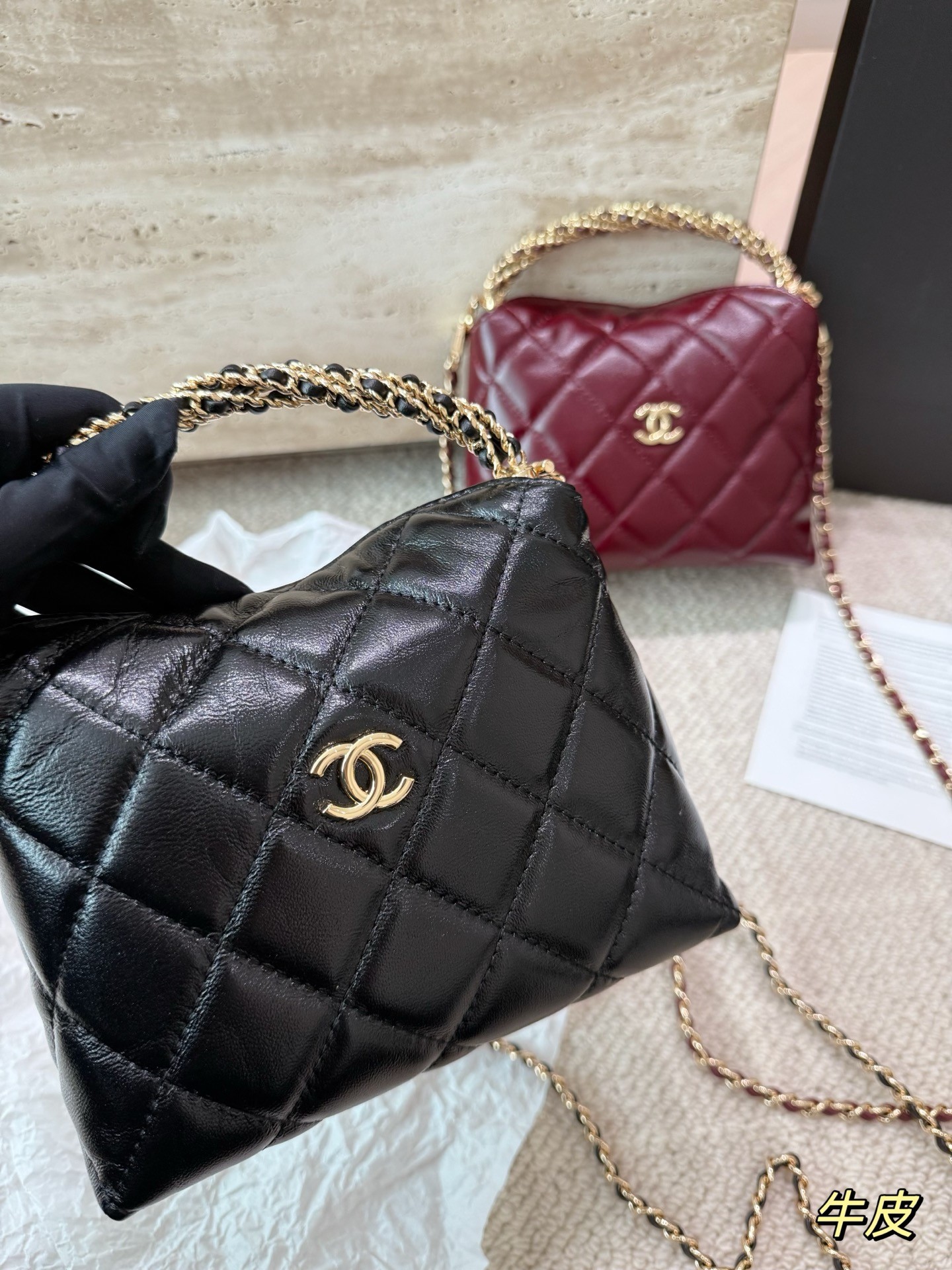 （Chanel）Mini Flap Bag With Top Handle