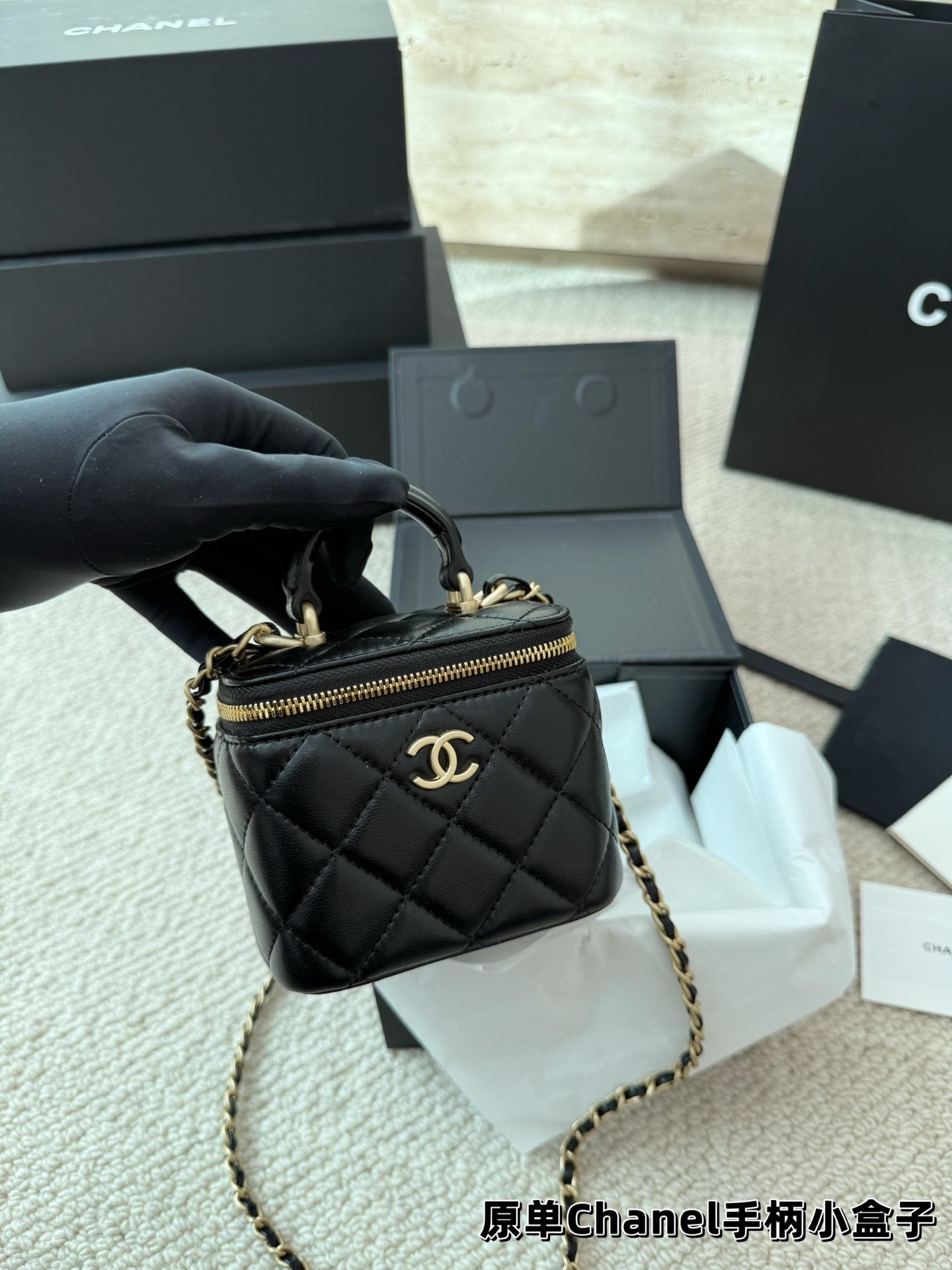 （Chanel）Mini Top Handle Vanity Case