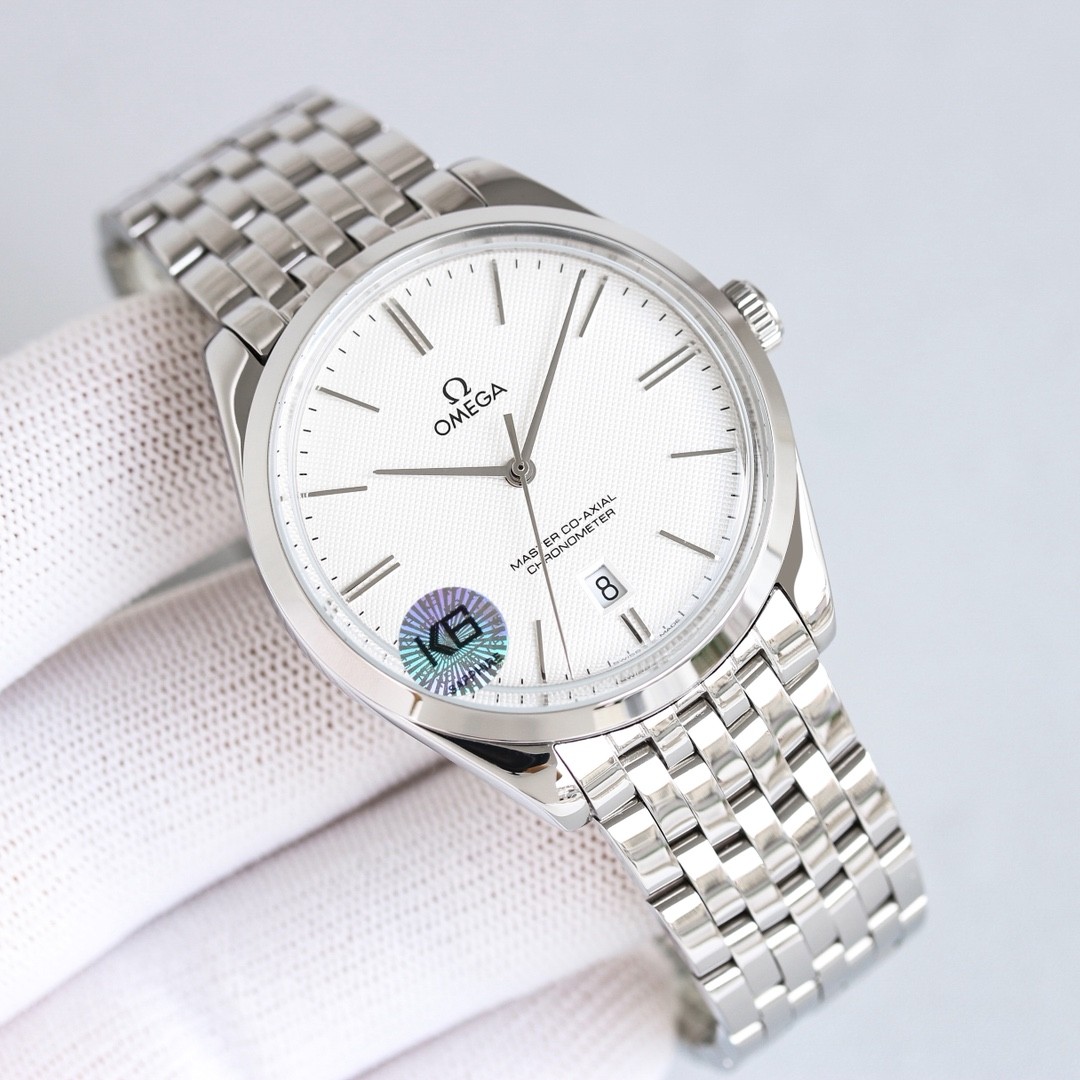 (OMEGA) De Ville Trésor watch