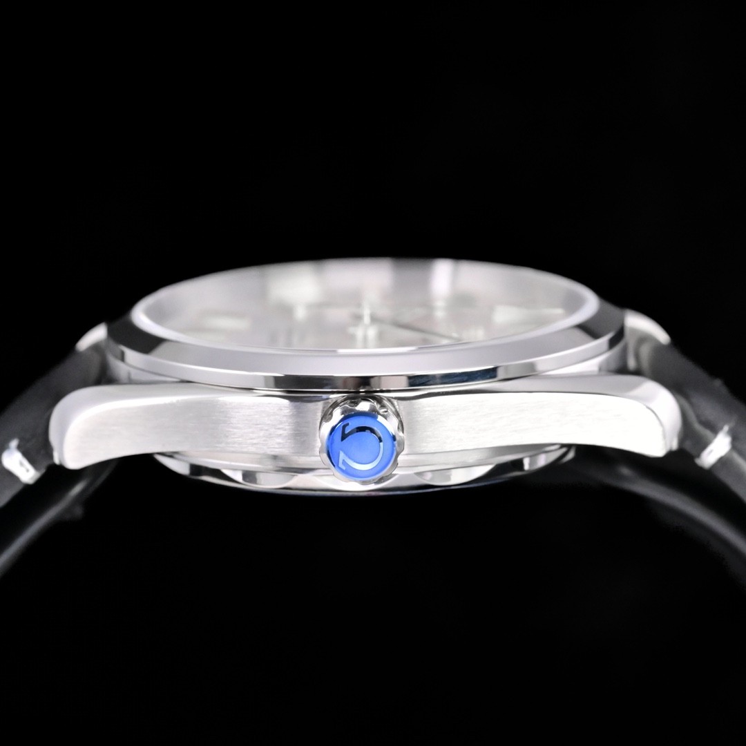 (OMEGA) Seamaster Aqua Terra 150-Meter Co-Axial Watch.