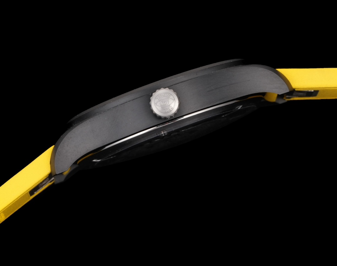 (IWC) “Blue Angels” U.S. Navy Flight Demonstration Team Special Edition from the Pilot's Watch Collection