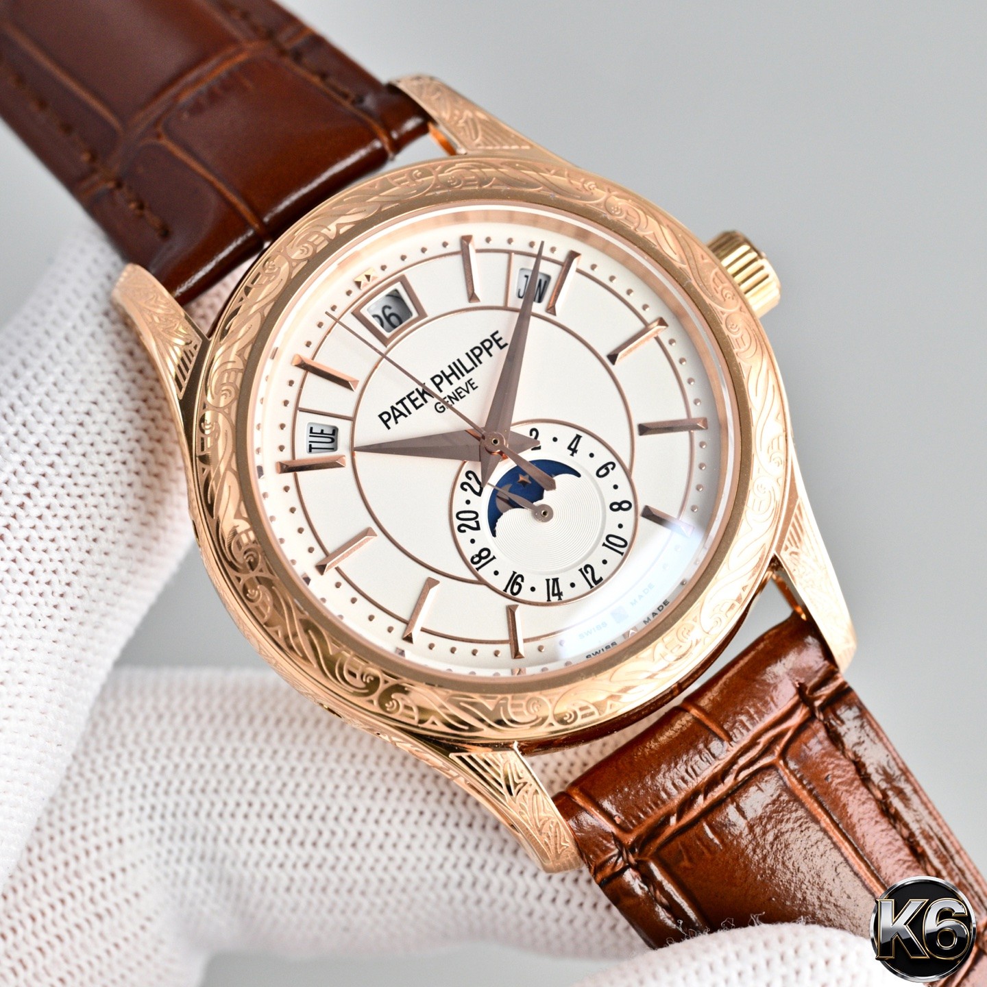(Patek Philippe) Annual Calendar Watches from the Complicated Watches Collection