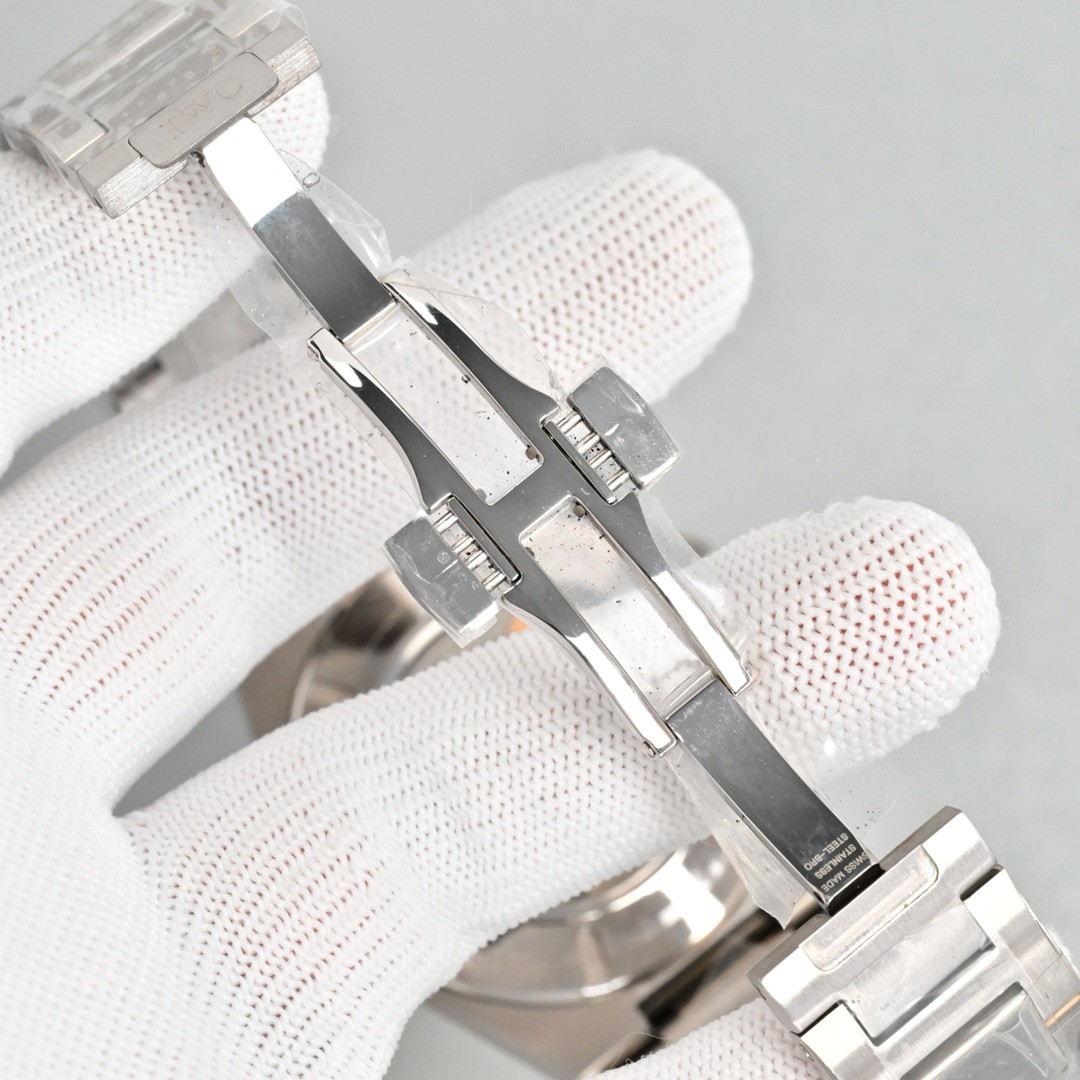 IWC  Ingenieur Perpetual Calendar 41