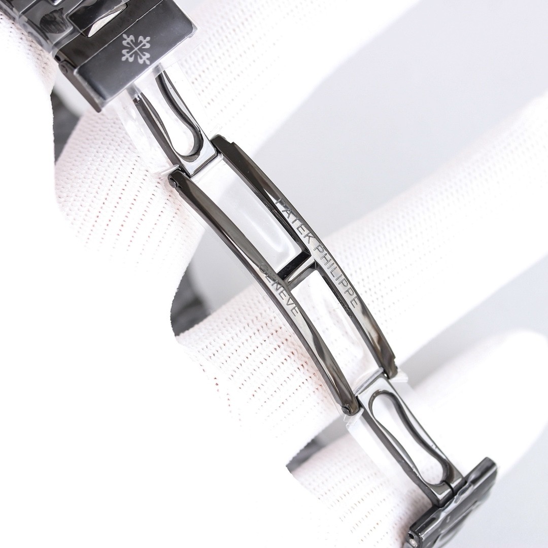 A custom version of the Patek Philippe Nautilus collection