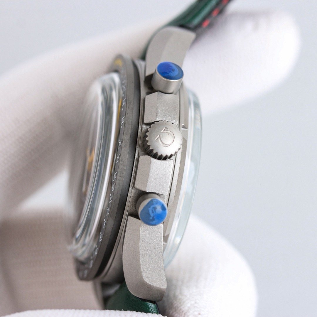 (OMEGA) Grey Side of the Moon