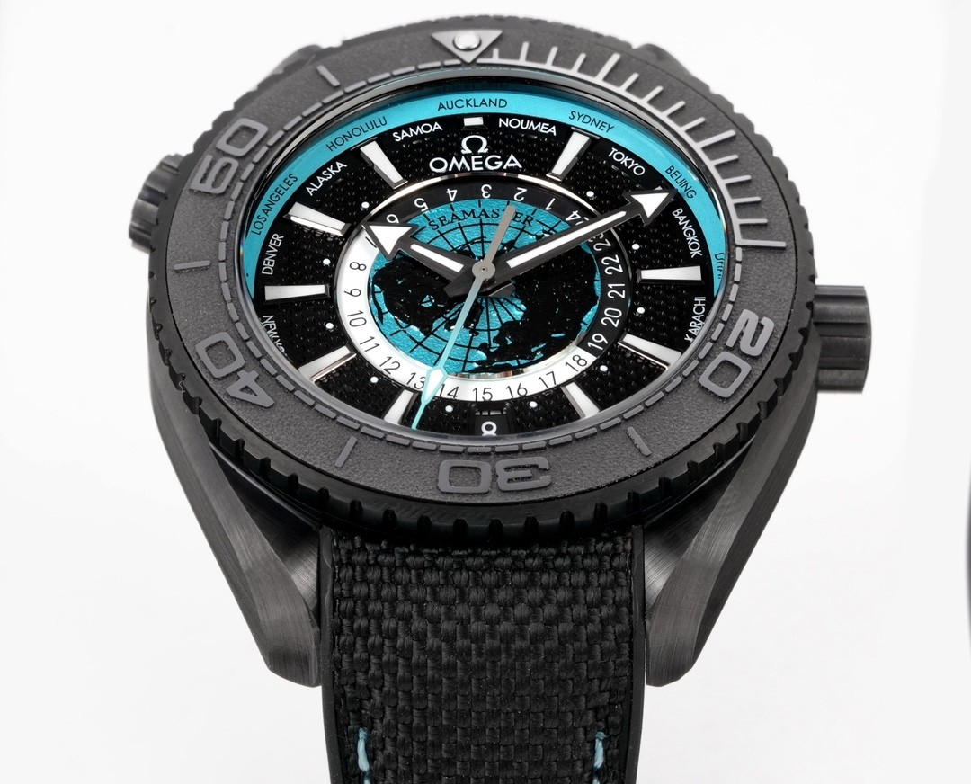 (OMEGA) Seamaster Planet Ocean 600M Co-Axial Master Chronometer GMT Worldtimer