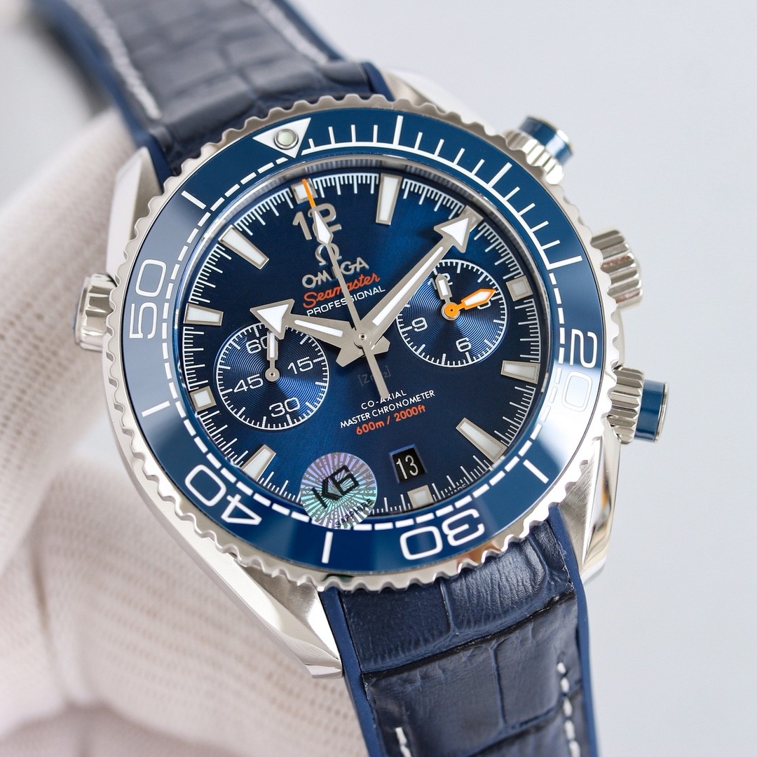 (OMEGA) Seamaster Planet Ocean 600M “Deep Black” Chronograph