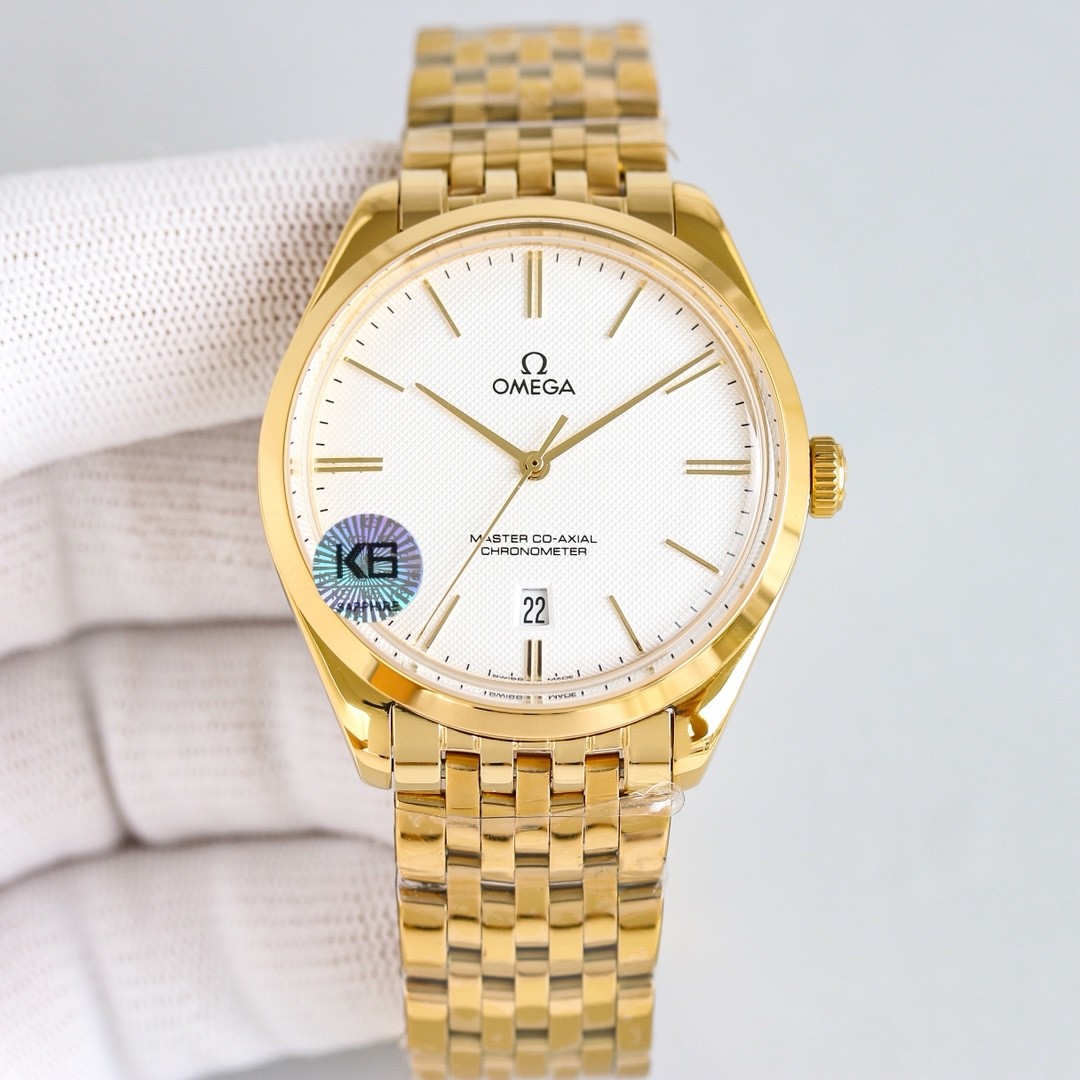 (OMEGA) De Ville Trésor watch