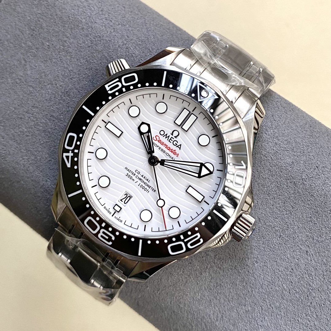 (OMEGA)  Seamaster Diver 300M