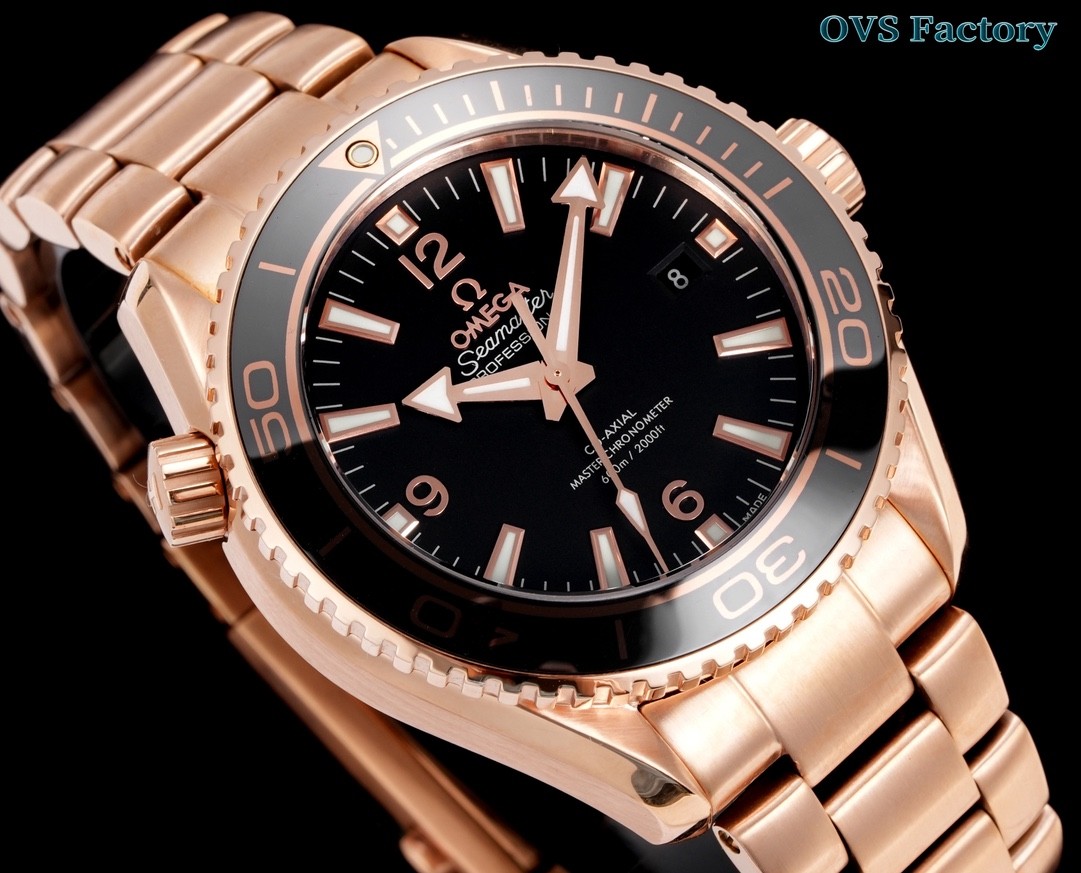 (OMEGA) Seamaster Planet Ocean 600M