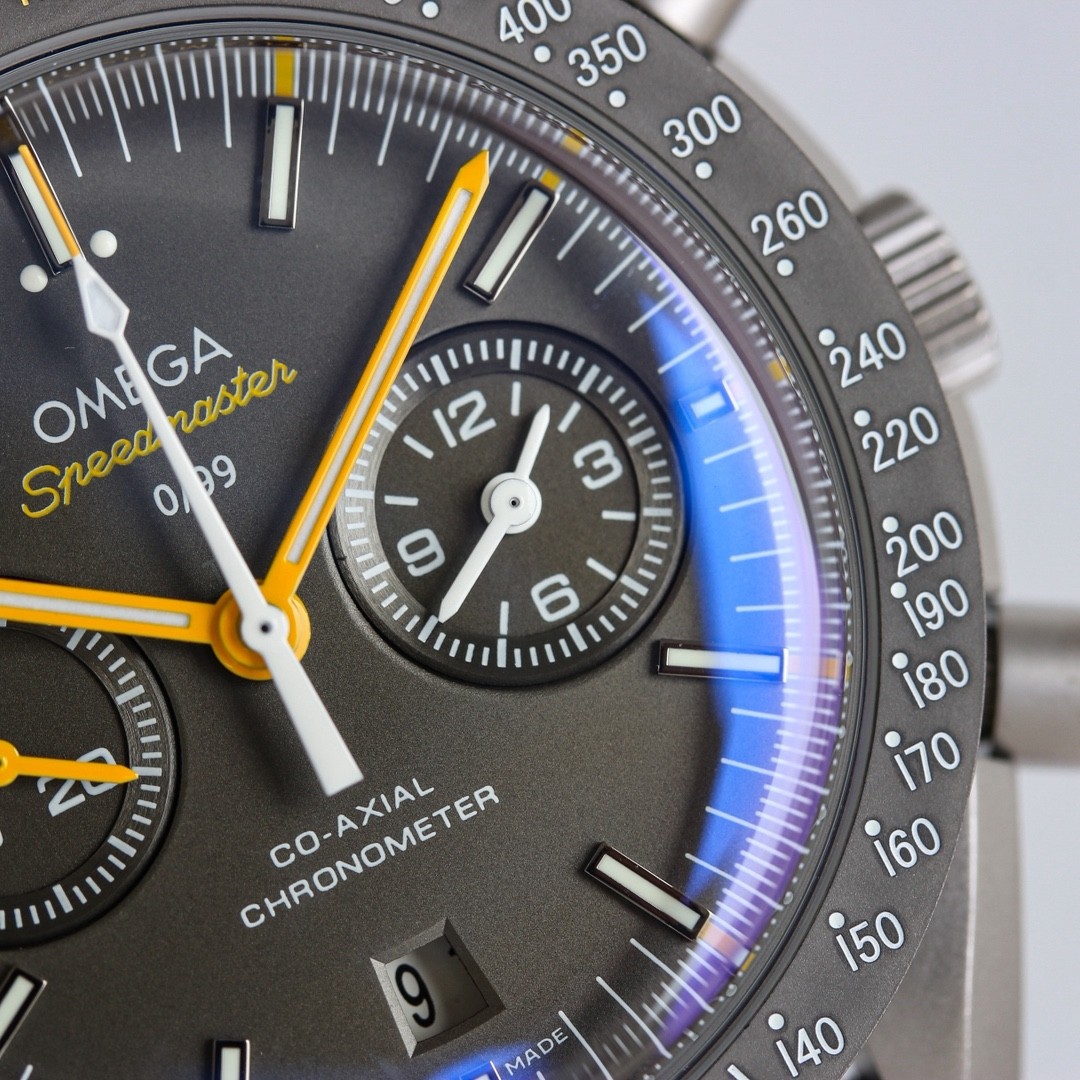 (OMEGA) Grey Side of the Moon