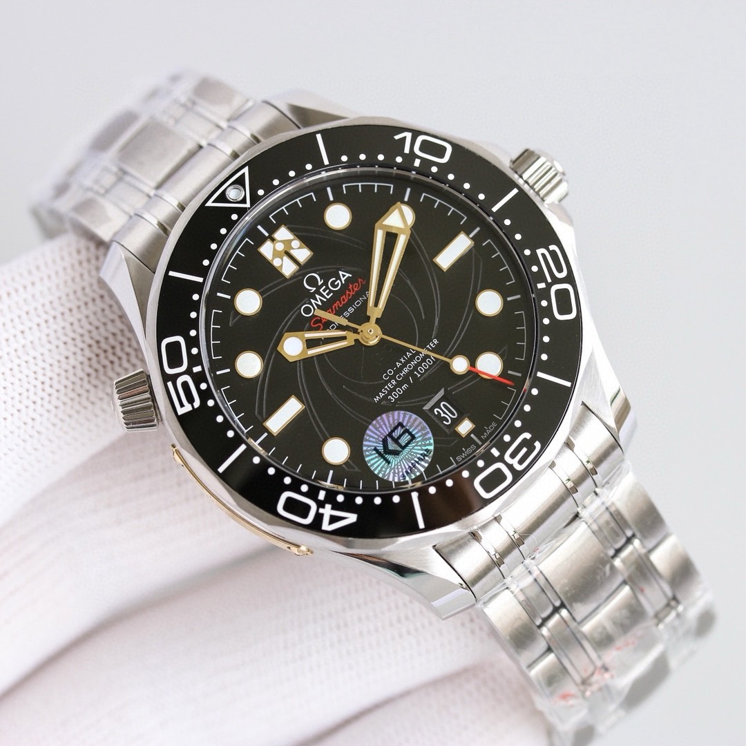 (OMEGA) Seamaster Diver 300M "James Bond" Limited Edition