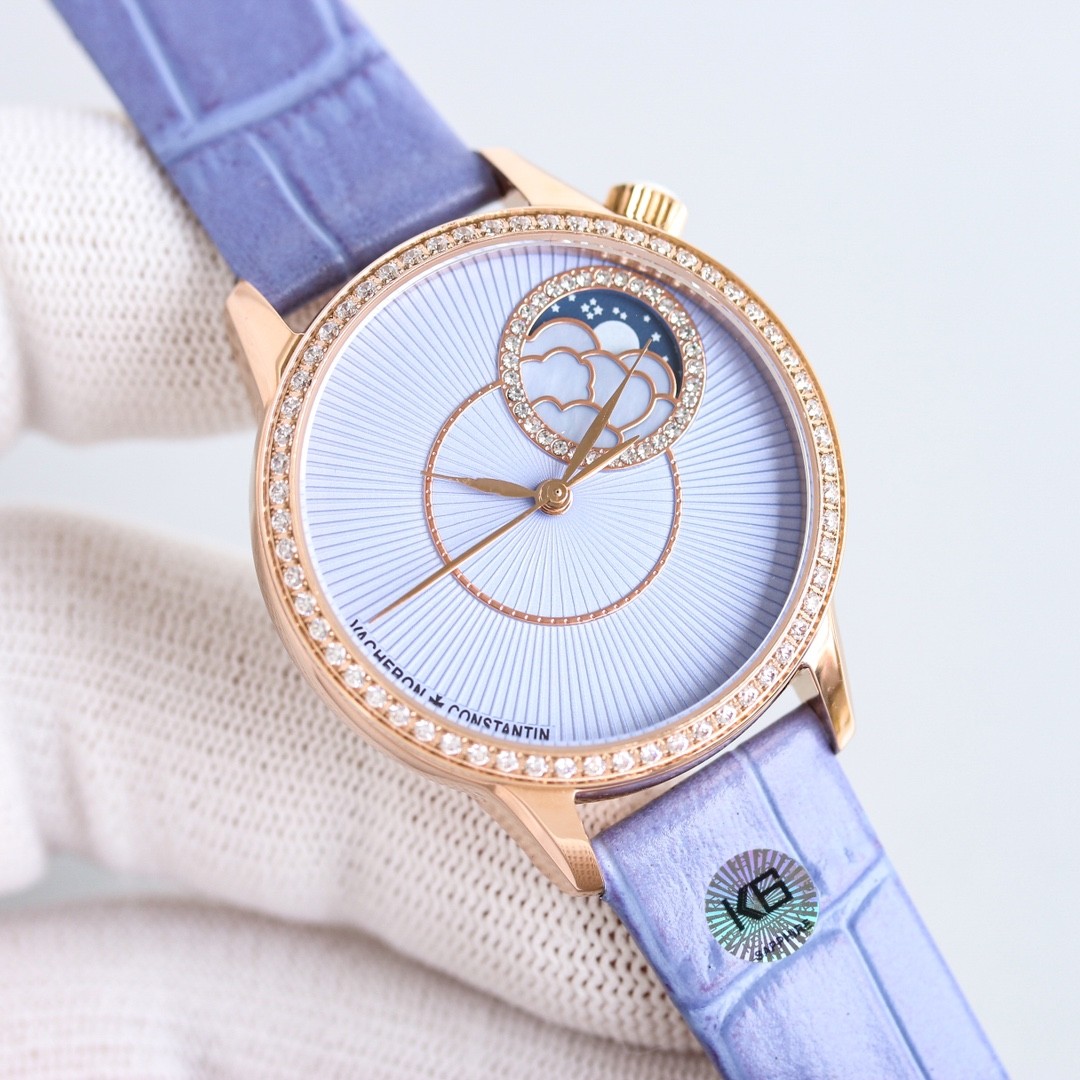 (Vacheron Constantin)’s Égérie “The Pleats of Time” concept watch.