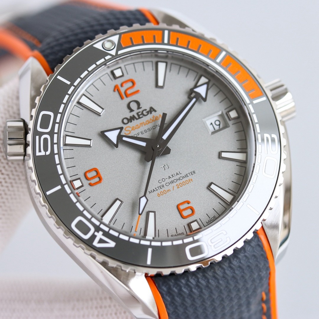 （OMEGA）Planet Ocean 600M