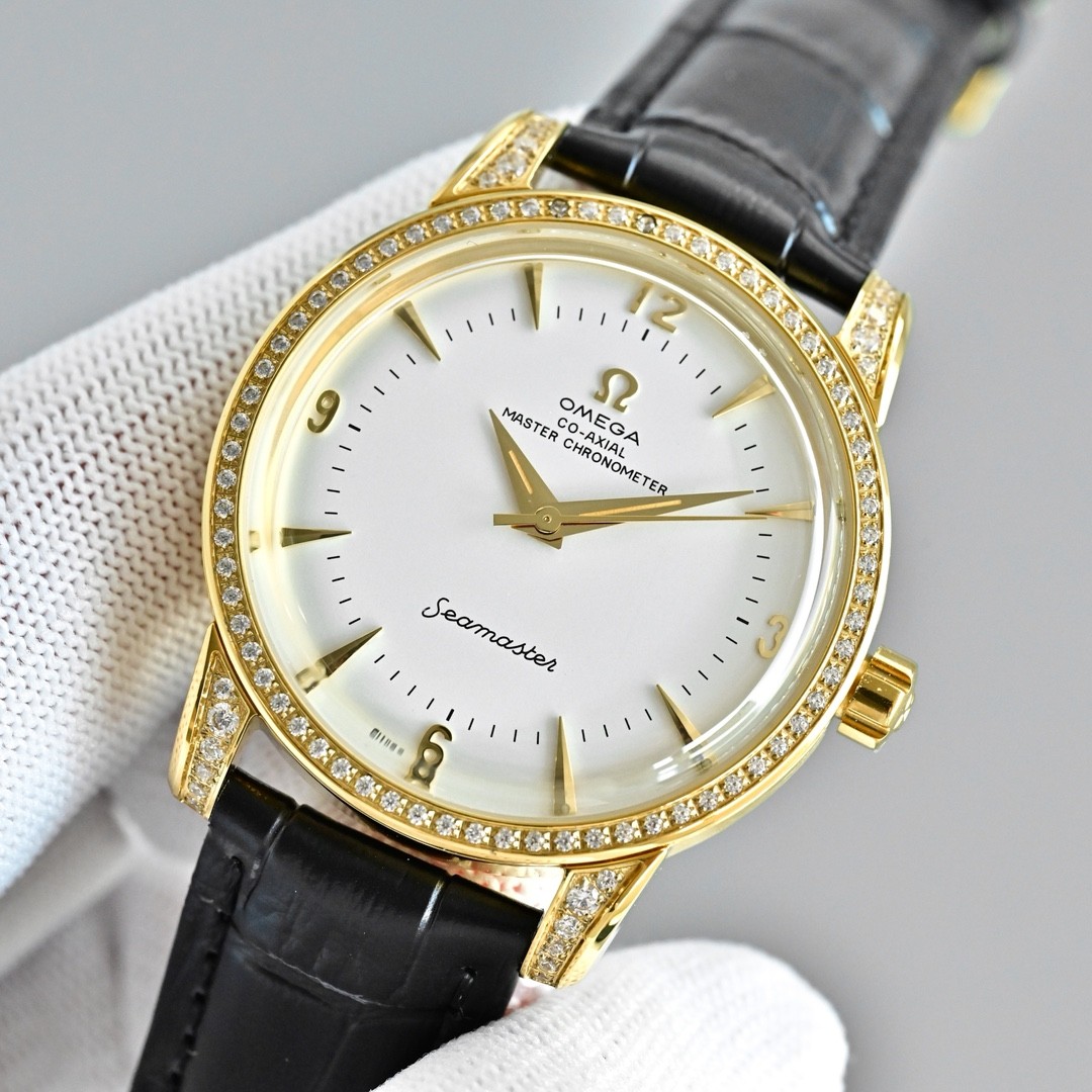 (OMEGA) A modern tribute or custom model from the Seamaster collection